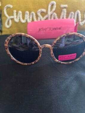 Betsey Johnson Womens Round Tortoiseshell Sunglasses